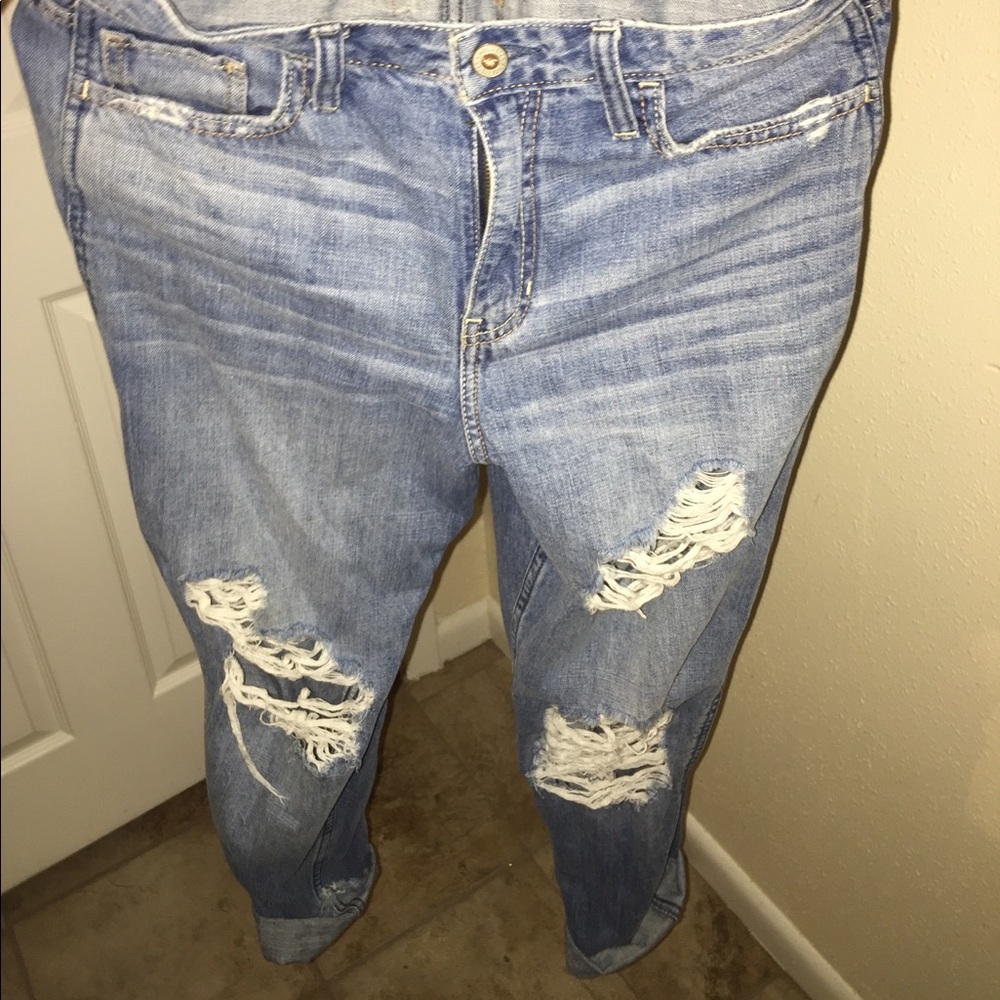 Ripped boyfriend jeans