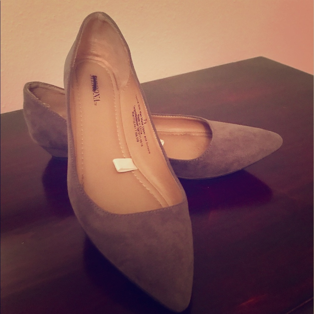 Faux suede pointed toe flats