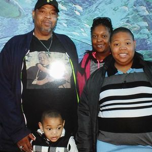 Meet your Posher, April