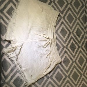 White summer shorts NEVER WORN