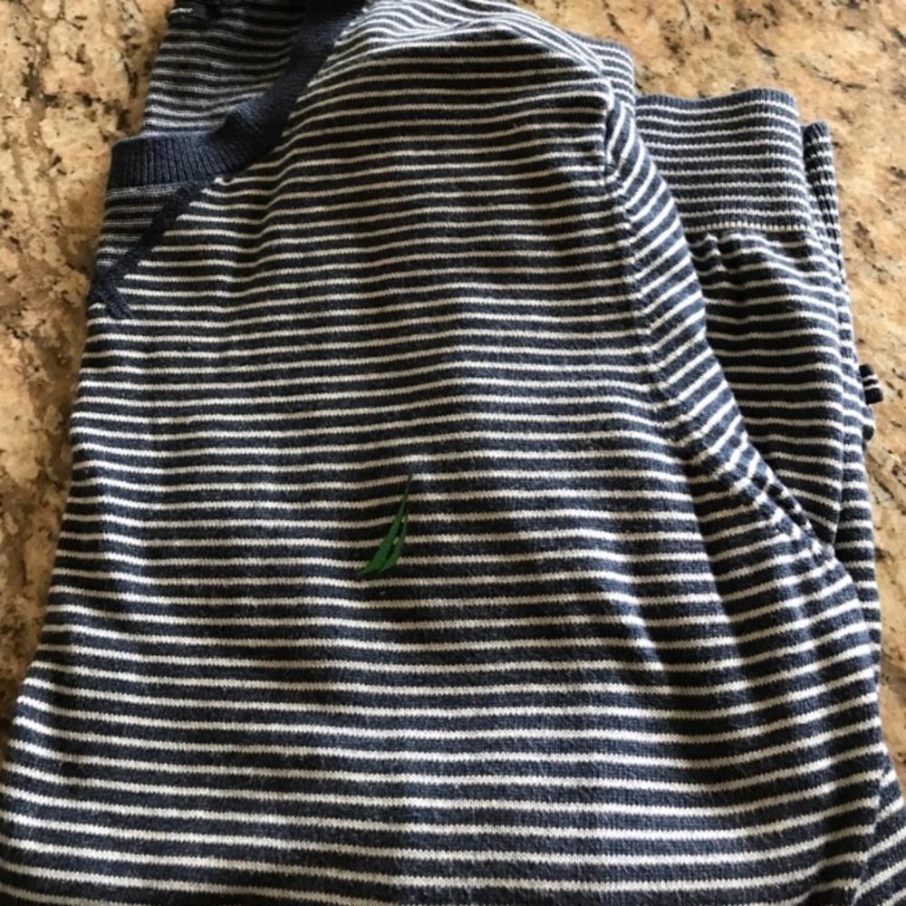 Nautica tee great condition