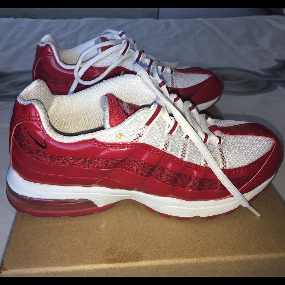 ❤️red hot nike Air Max 95! ❤️