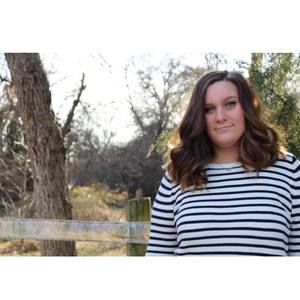 Meet your Posher, Macie