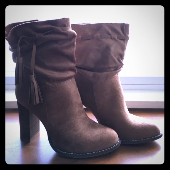 Shoe Dazzle Shoes - Cognac ankle boots