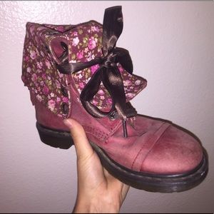 Dr Martens Red/Maroon Floral Fold Over