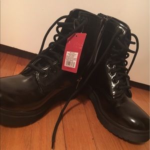 Women's Lace Up Boots