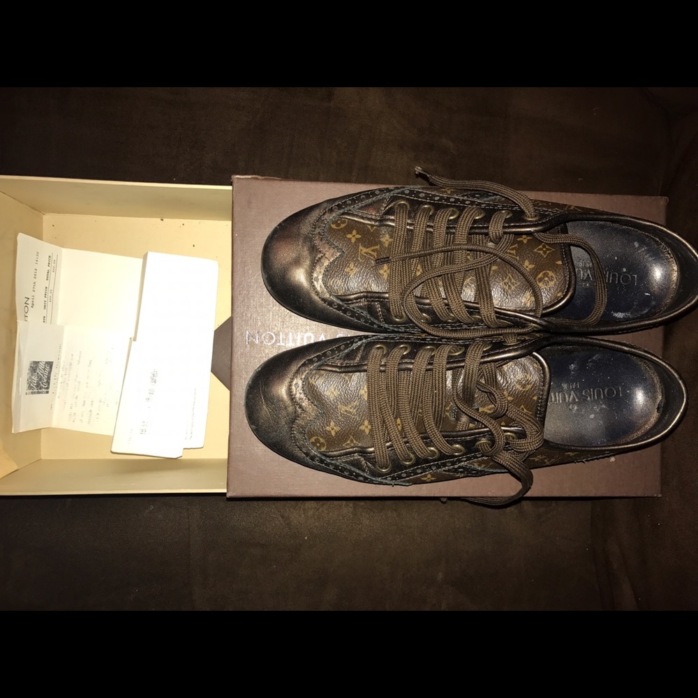 Louis Vuitton sneakers - Picture 2 of 2
