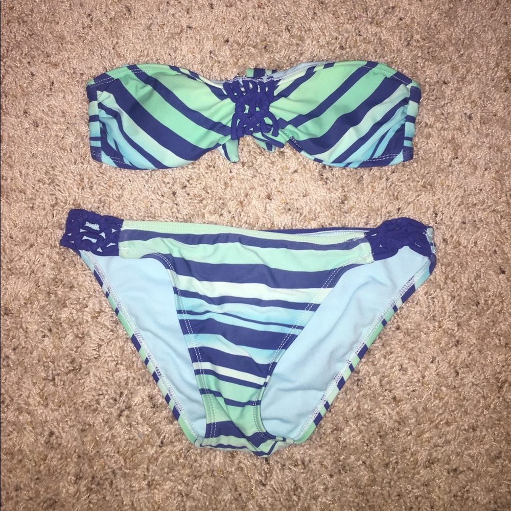 Strapless two piece bathing suit