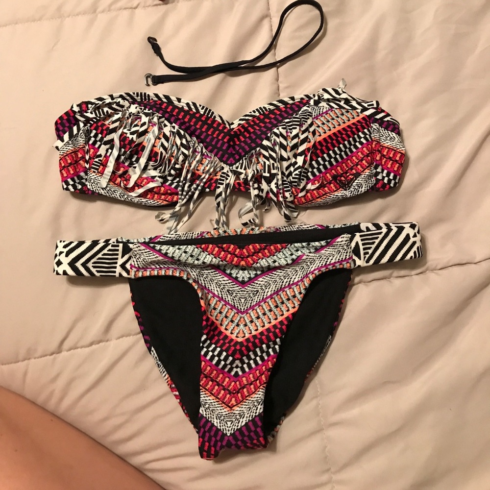 Roxy bikini set