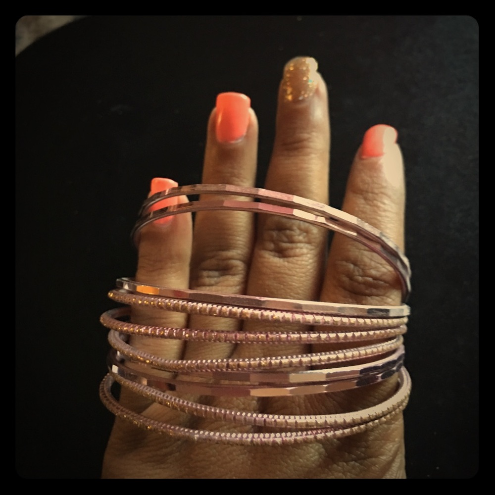 Pink bracelet set