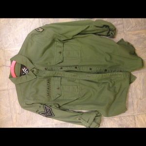 Button up army style shirt