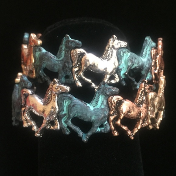 Boutique Jewelry - Equestrian Horse Stretch Bracelet 