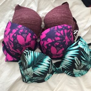 Victoria Secret Bra's