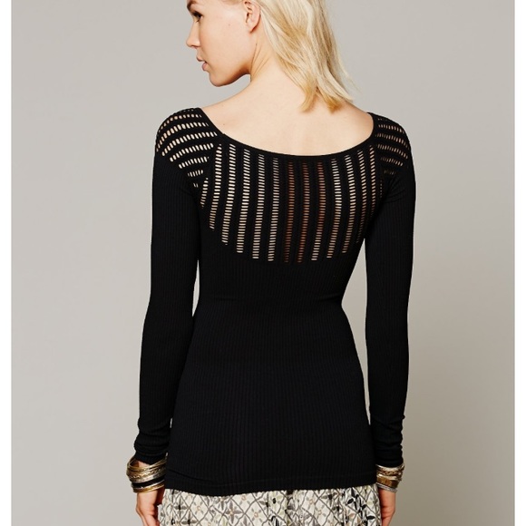 Free People black cutout long sleeve top xs - Picture 3 of 5