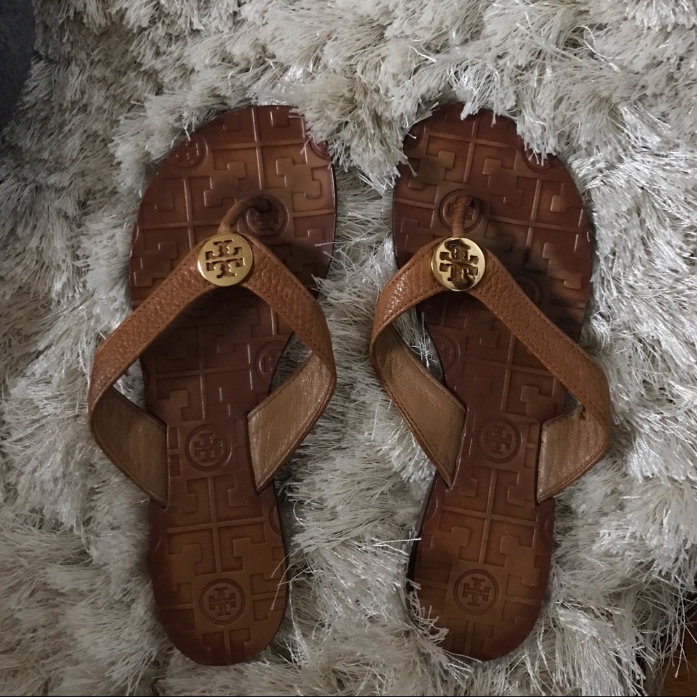 Tory burch flip flops