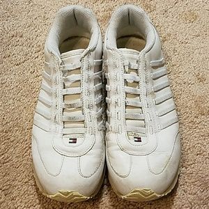 Tommy Hilfiger white sneakers.