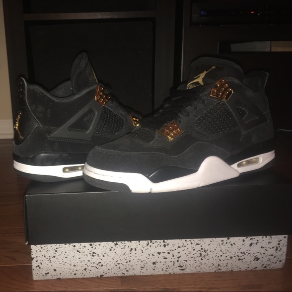 Jordan 4 \