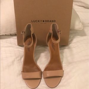 Beautiful Lucky Brand heels