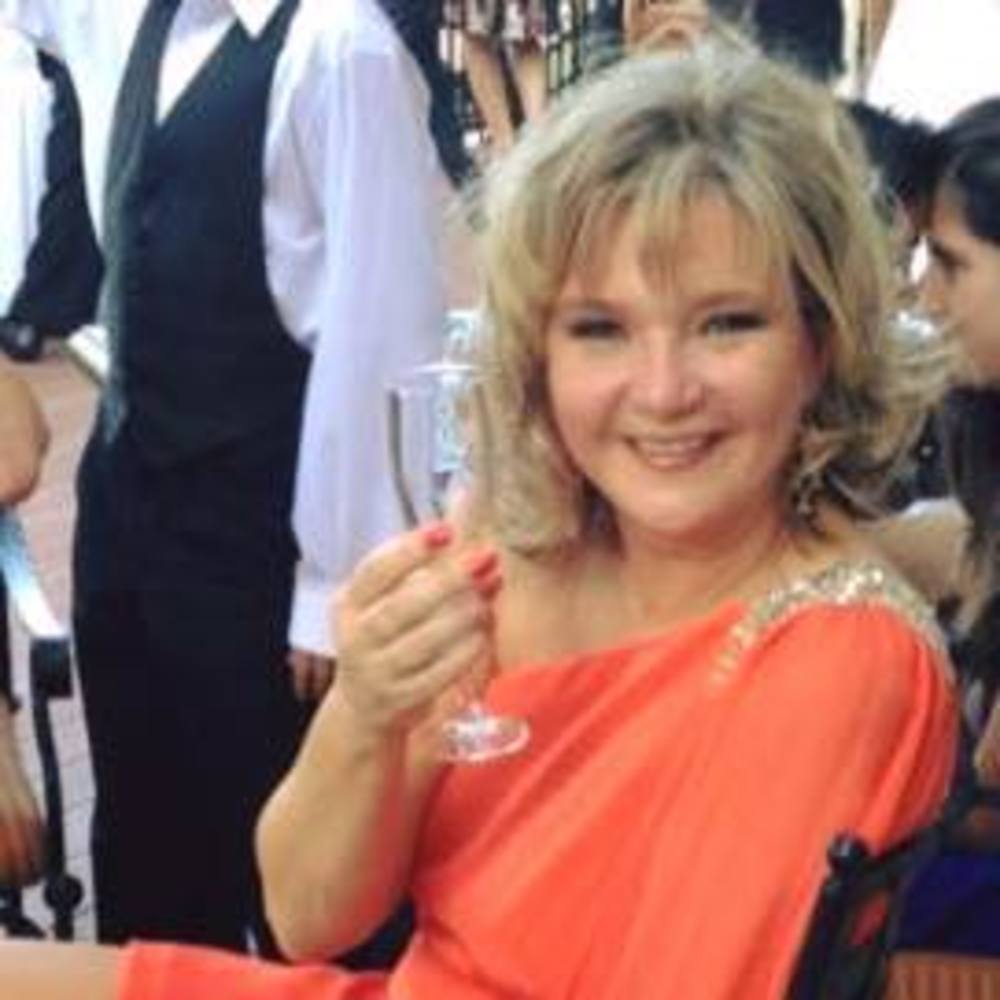 Meet your Posher, Myra