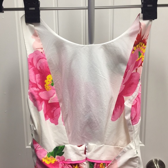 Abercrombie Pink Floral Dress. BNWT, never worn. - Picture 3 of 4
