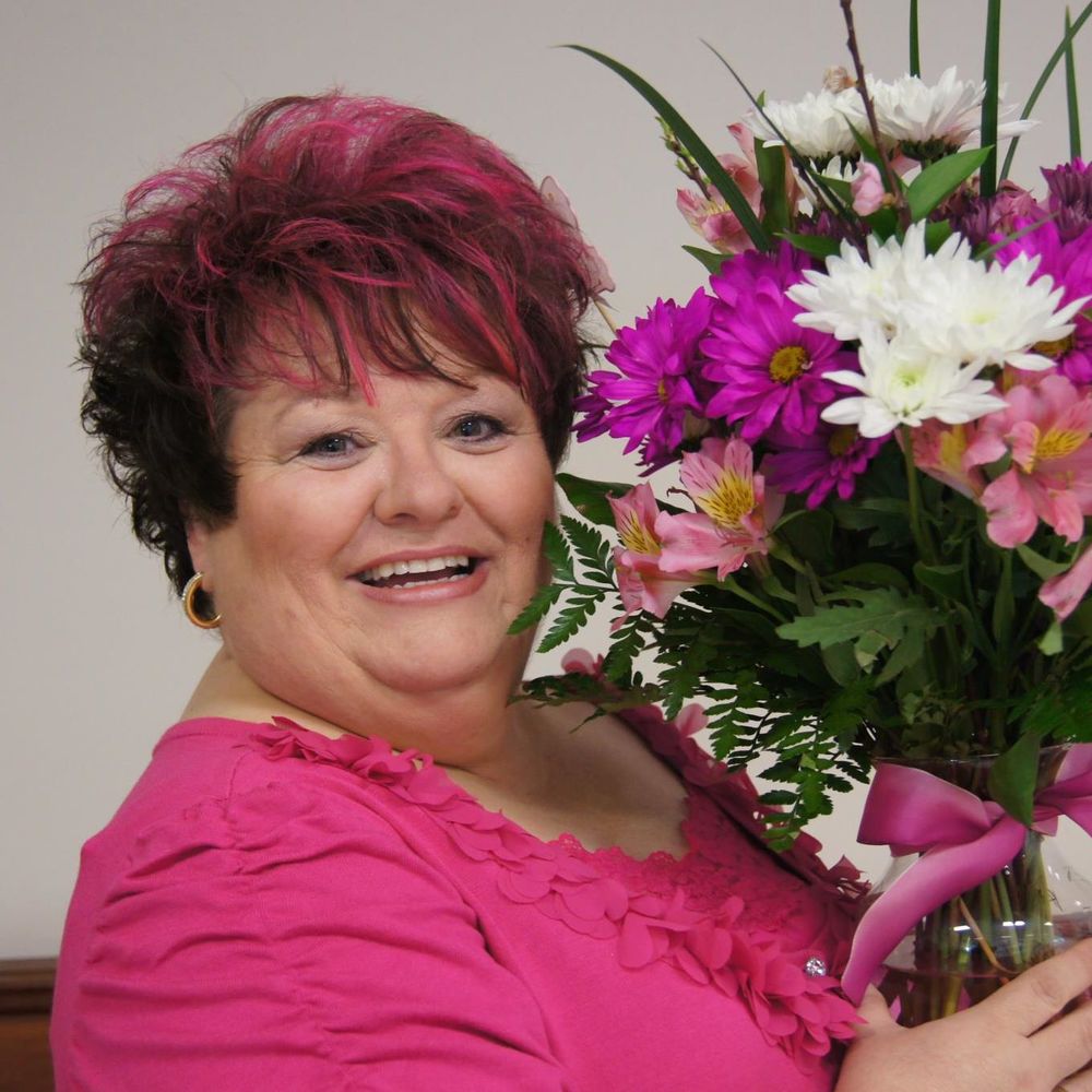 Meet your Posher, Paula