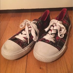 Plaid Low Top Sneakers