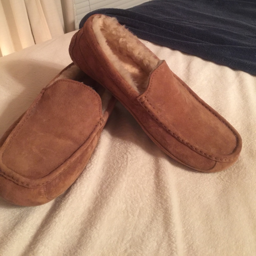 UGG men's slippers