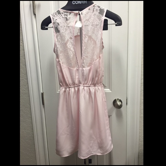H&M Light Pink Dress. BNWT, Never worn. - Picture 2 of 4