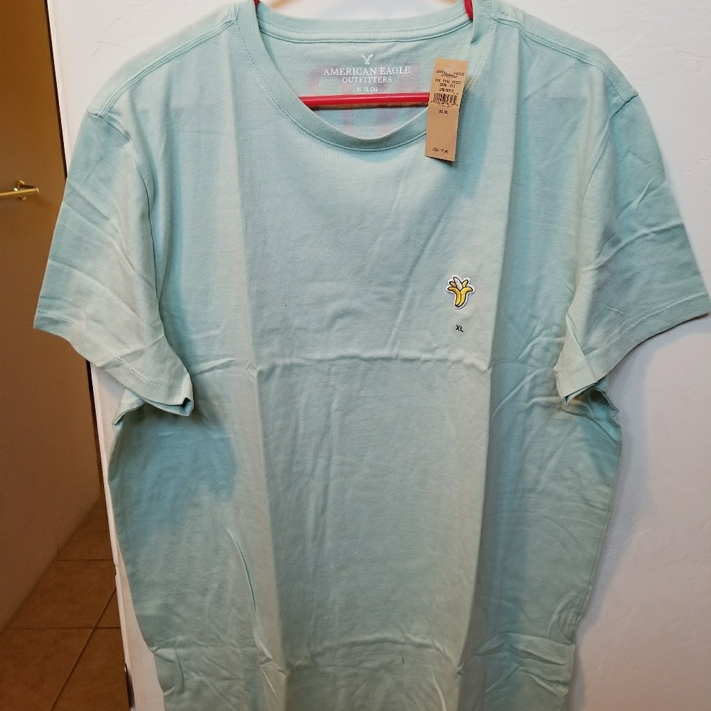XL NWT American Eagle Tee