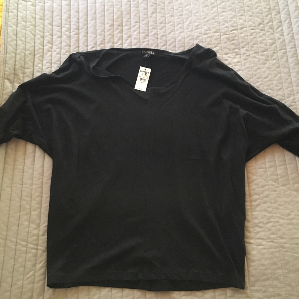 Small express black short tee