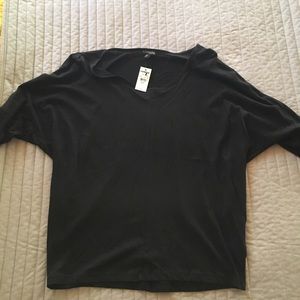 Small express black short tee