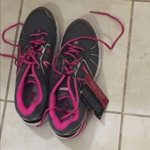 NWT New Balance shoes