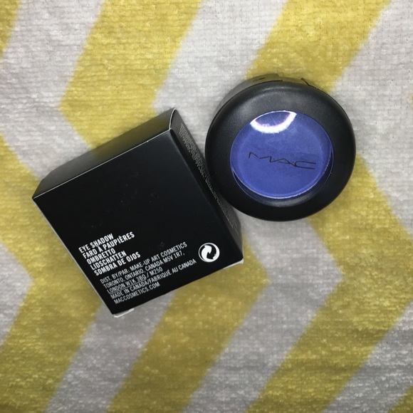 M•A•C Cosmetics Nile Eyeshadows - 2 Available💙💙 - Picture 1 of 2