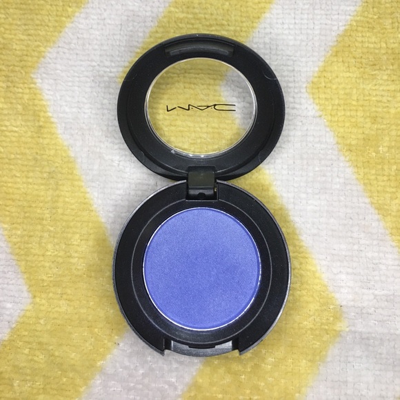 M•A•C Cosmetics Nile Eyeshadows - 2 Available💙💙 - Picture 2 of 2