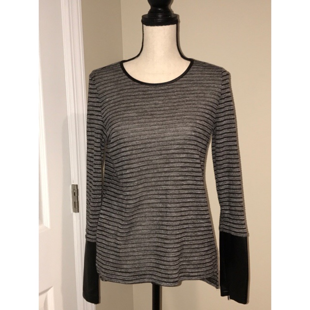 NWTS Sweater top size M