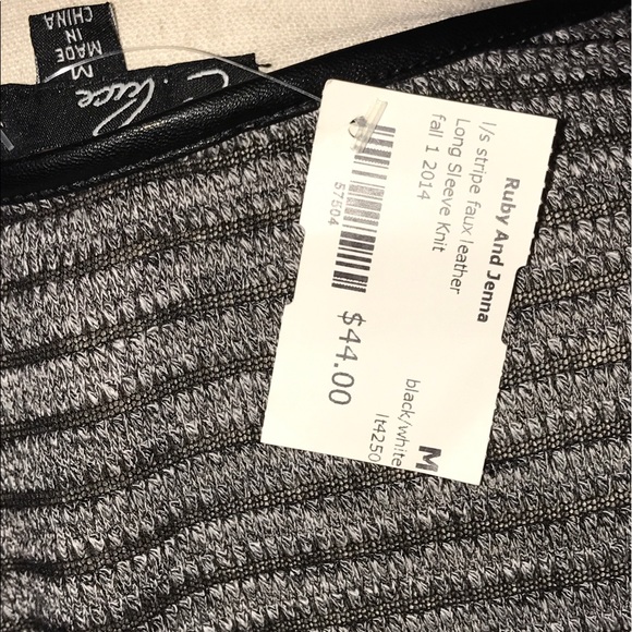 NWTS Sweater top size M - Picture 5 of 6