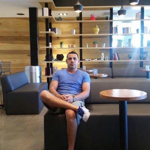 Meet your Posher, Armando