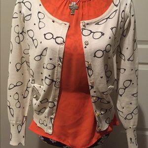 Glasses sweater