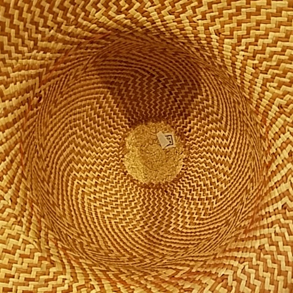 Straw hat - Picture 3 of 4