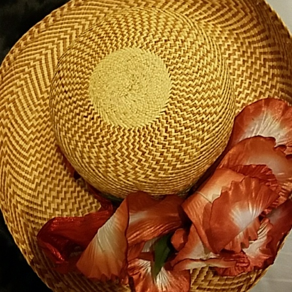 Straw hat - Picture 4 of 4