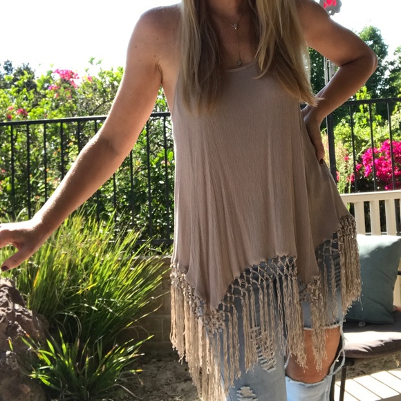 Callie Crochet Trim Tunic☃️ sale - Picture 3 of 8