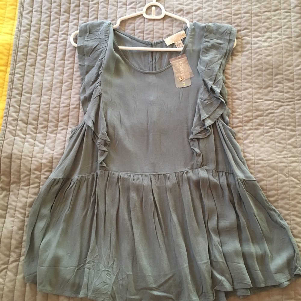 Flutter sleeve, light olive, top
