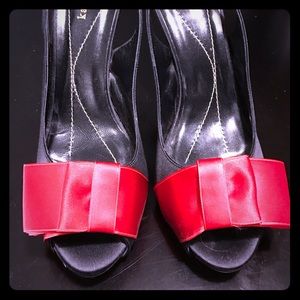 Beautiful Size 9.5 Kate Spade Slingback Pumps!