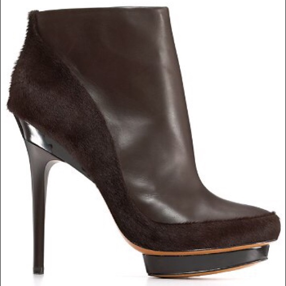 Mark and James by Badgley Mischka Dallas booties - Picture 2 of 4