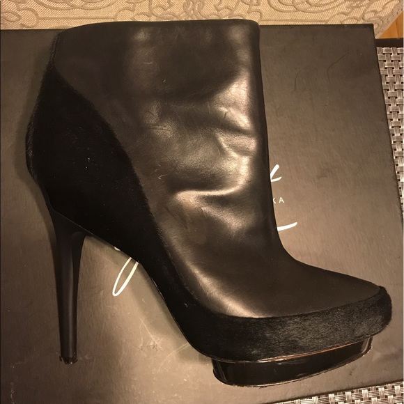 Mark and James by Badgley Mischka Dallas booties - Picture 4 of 4