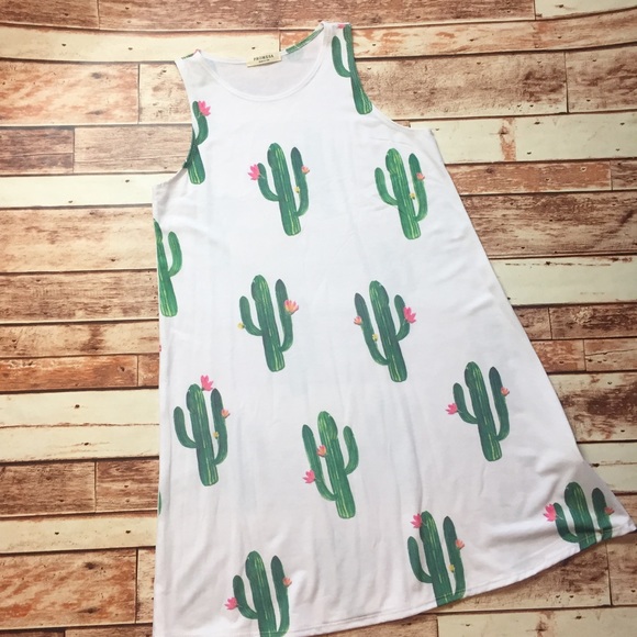 🙌SALE🙌 Last one!!! Small Cactus dress - Picture 2 of 5