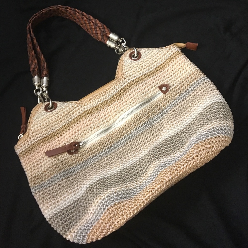 EUC The Sak Crocheted Purse!! 🌺🌺