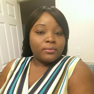 Meet your Posher, Rose