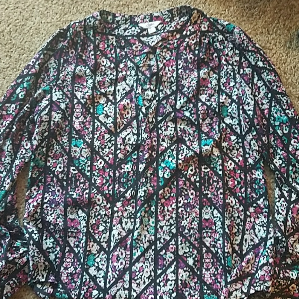 LIKE NEW! Floral Pattern Blouse!