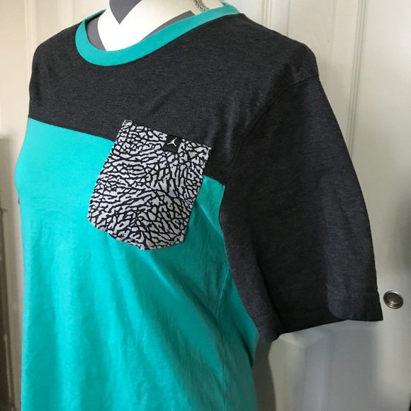 Jordan Tops - 🖤Jordan Shirt🖤